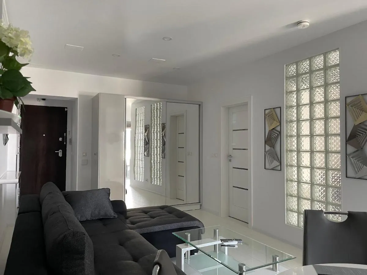 Luxury Westpark 2-Room Apartment Lakeview W5 Bucharest Romania