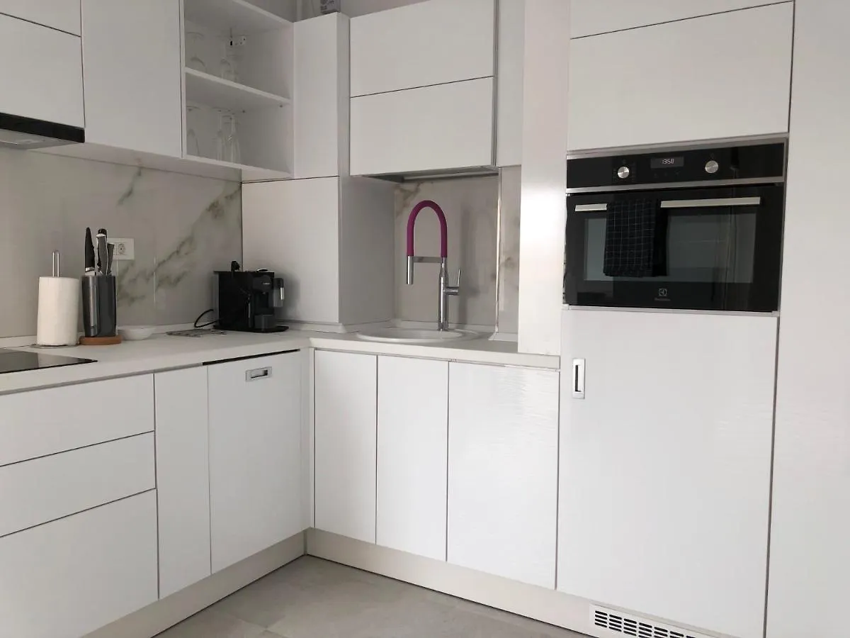 Luxury Westpark 2-Room Apartment Lakeview W5 布加勒斯特